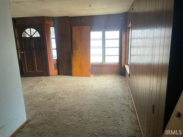 106 S Smith Street, Boswell, IN 47921