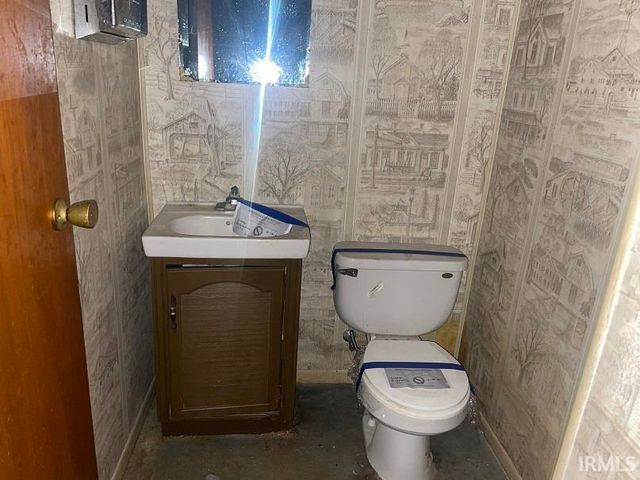106 S Smith Street, Boswell, IN 47921