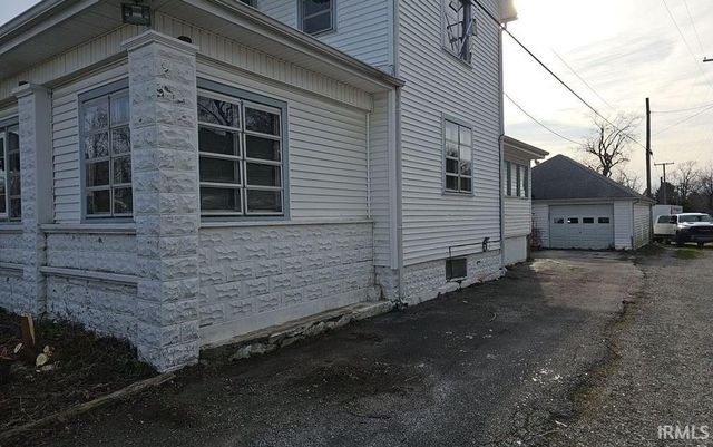 106 S Smith Street, Boswell, IN 47921