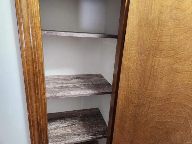 4338 Knoll Road, Fort Wayne, IN 46809