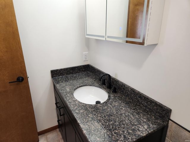 4338 Knoll Road, Fort Wayne, IN 46809