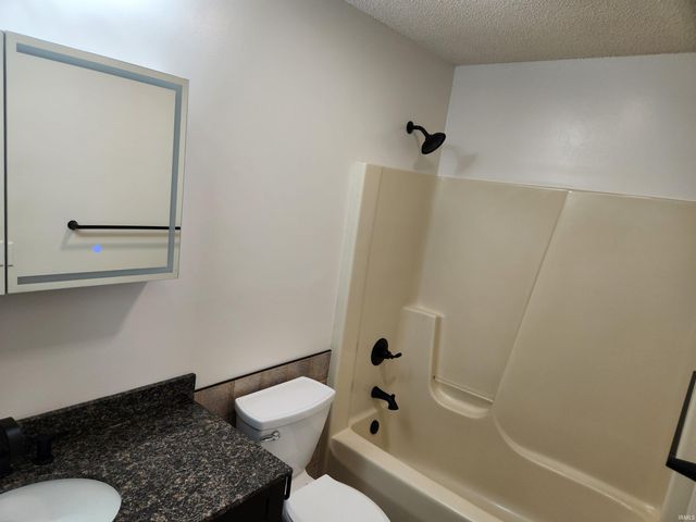 4338 Knoll Road, Fort Wayne, IN 46809