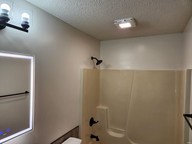 4338 Knoll Road, Fort Wayne, IN 46809