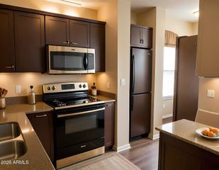 2725 E MINE CREEK Road 1013, Phoenix, AZ 85024