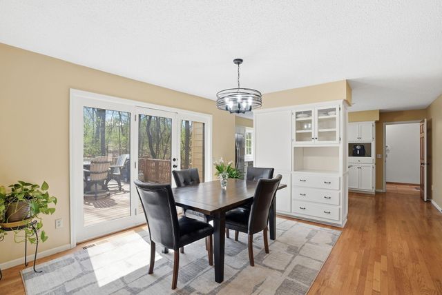 6624 129th Street W, Apple Valley, MN 55124