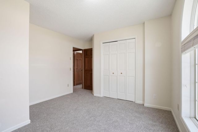 6624 129th Street W, Apple Valley, MN 55124