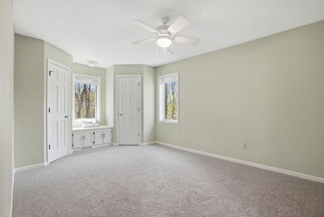 6624 129th Street W, Apple Valley, MN 55124