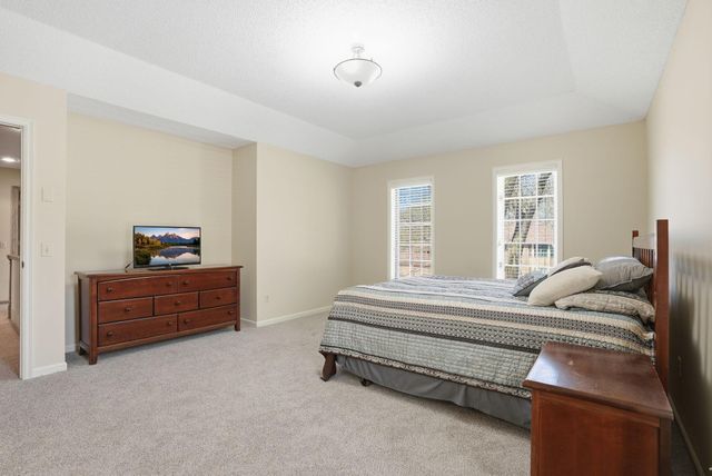 6624 129th Street W, Apple Valley, MN 55124