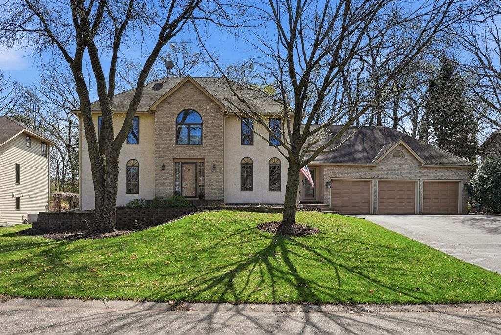 6624 129th Street W, Apple Valley, MN 55124