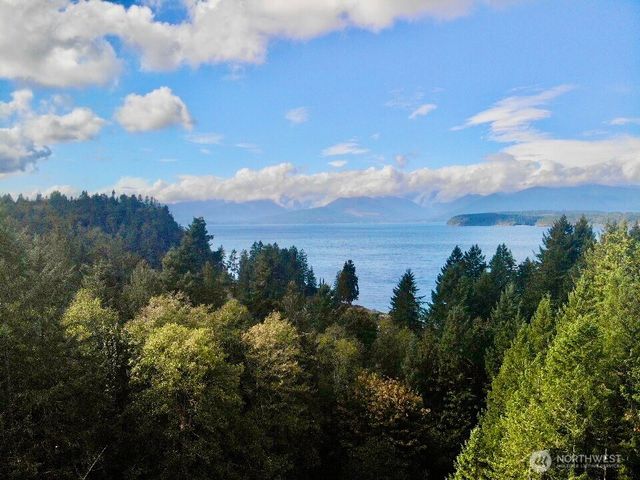 7625 NW Mountain Vista Lane, Silverdale, WA 98383