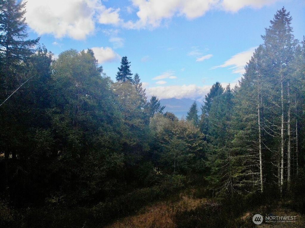 7625 NW Mountain Vista Lane, Silverdale, WA 98383