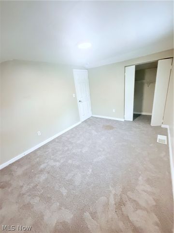 16406 Home Street, Maple Heights, OH 44137