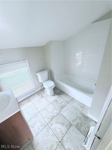 16406 Home Street, Maple Heights, OH 44137