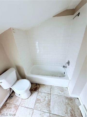 16406 Home Street, Maple Heights, OH 44137