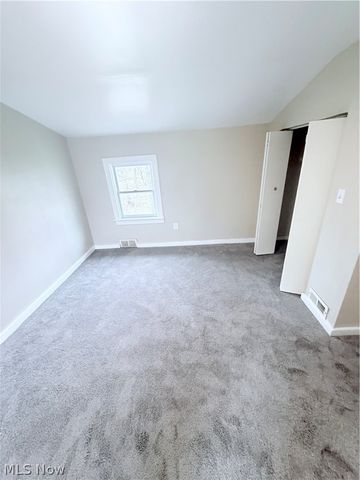 16406 Home Street, Maple Heights, OH 44137