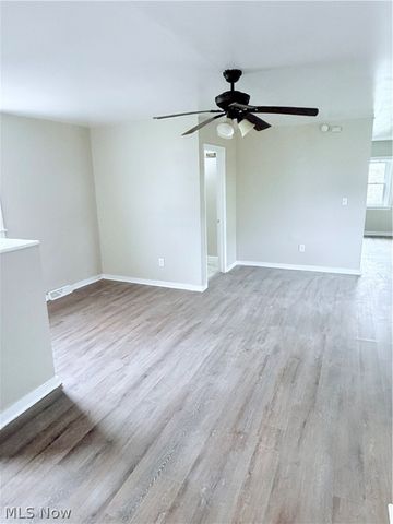 16406 Home Street, Maple Heights, OH 44137