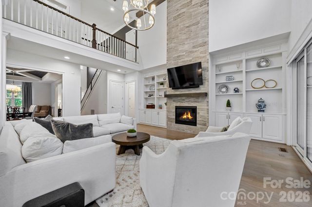 200 Seven Oaks Landing, Belmont, NC 28012