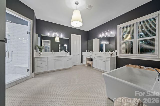 200 Seven Oaks Landing, Belmont, NC 28012