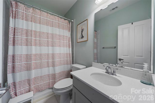 200 Seven Oaks Landing, Belmont, NC 28012