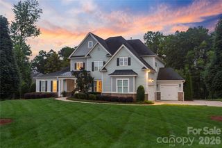 200 Seven Oaks Landing, Belmont, NC 28012