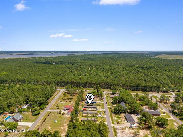 9366 Central Boulevard SE, Winnabow, NC 28479