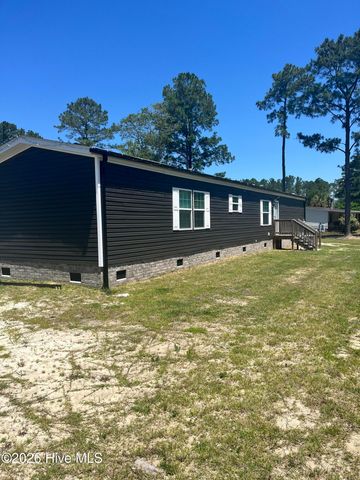 9366 Central Boulevard SE, Winnabow, NC 28479