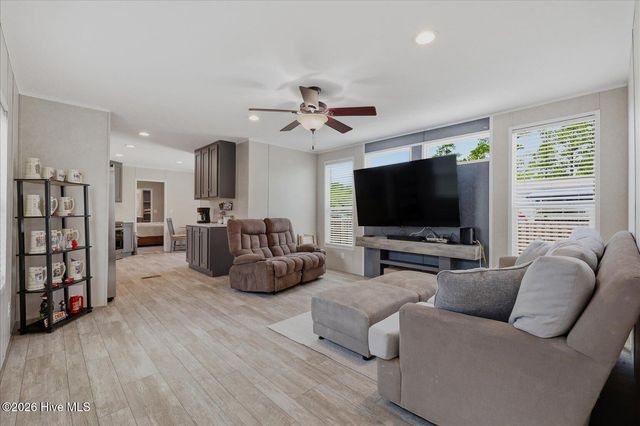 9366 Central Boulevard SE, Winnabow, NC 28479