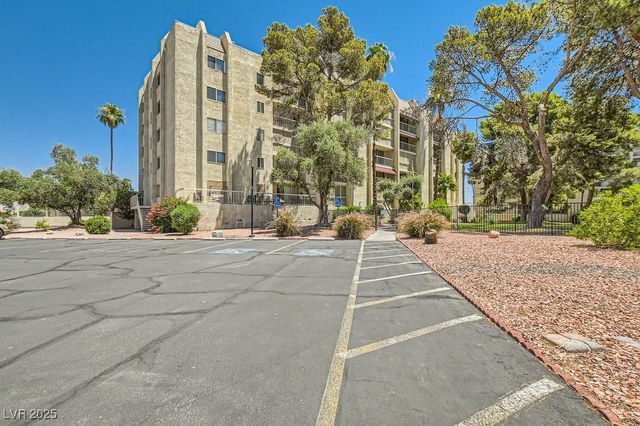 750 South Royal Crest Circle 353, Las Vegas, NV 89169