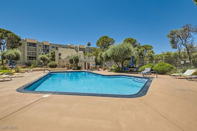 750 South Royal Crest Circle 353, Las Vegas, NV 89169