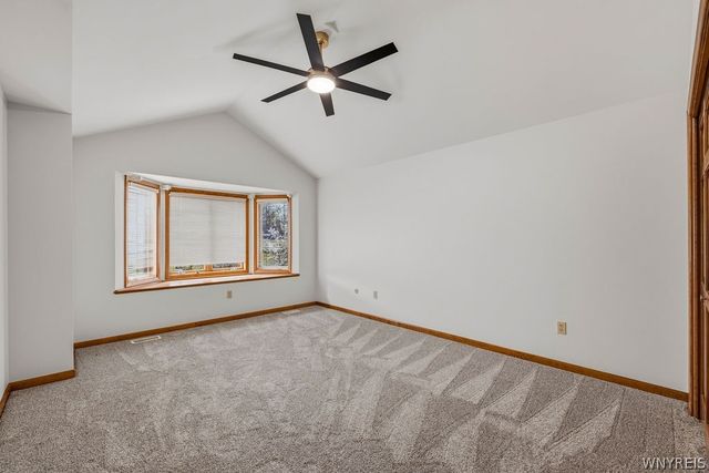 165 Spicer Creek Run, Grand Island, NY 14072