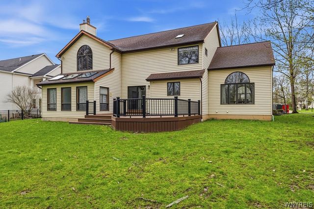 165 Spicer Creek Run, Grand Island, NY 14072