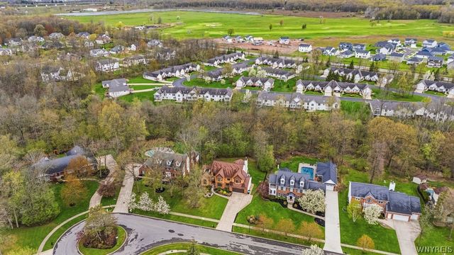 165 Spicer Creek Run, Grand Island, NY 14072
