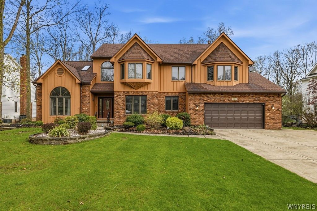 165 Spicer Creek Run, Grand Island, NY 14072