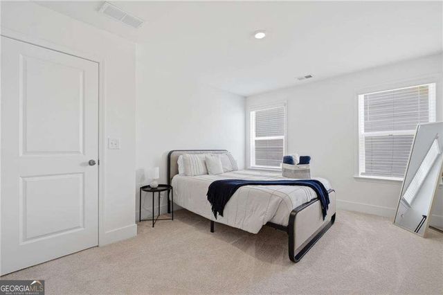 143 Meadow View Loop, Dallas, GA 30132