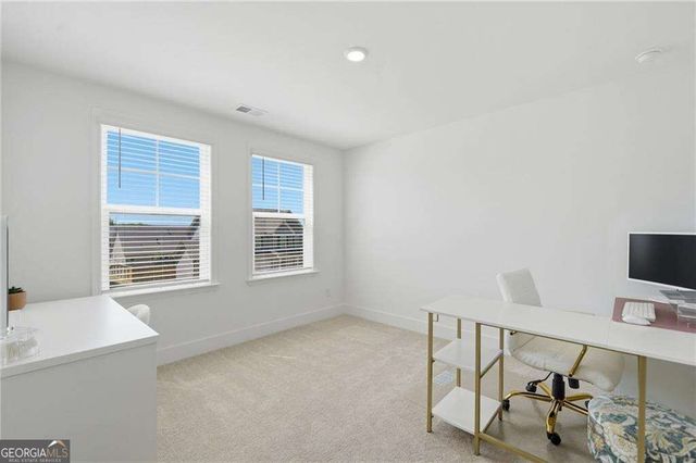 143 Meadow View Loop, Dallas, GA 30132