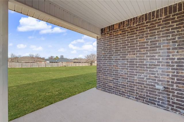 1030 Ari Avenue, Centerton, AR 72719