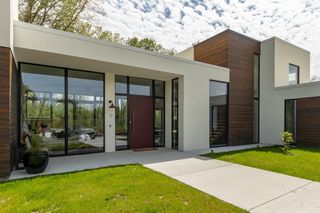 5980 Cherry Hill Road, Ann Arbor, MI 48105