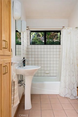 957 Skyline Drive, San Luis Obispo, CA 93405