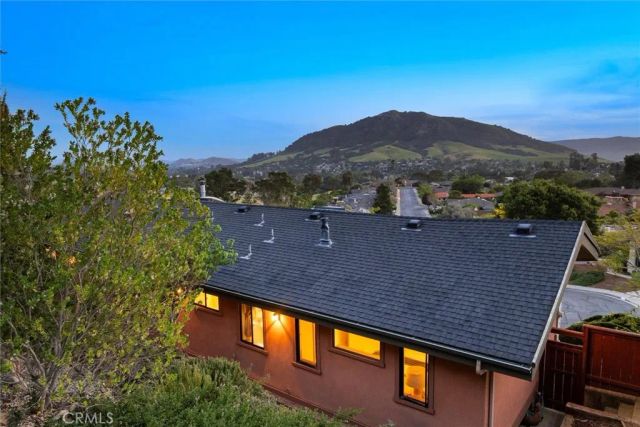 957 Skyline Drive, San Luis Obispo, CA 93405