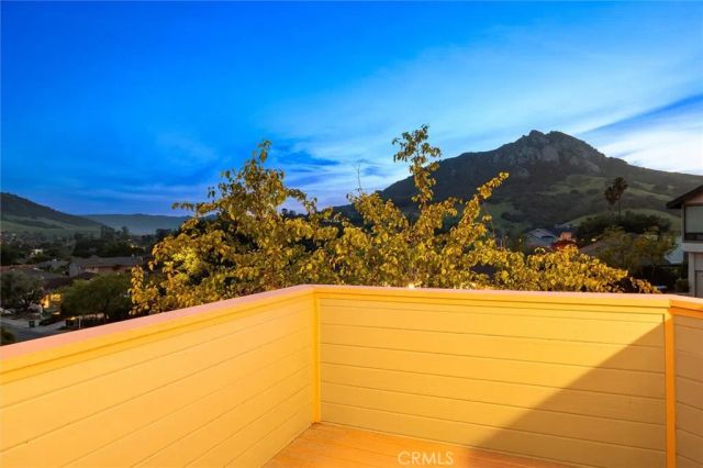 957 Skyline Drive, San Luis Obispo, CA 93405