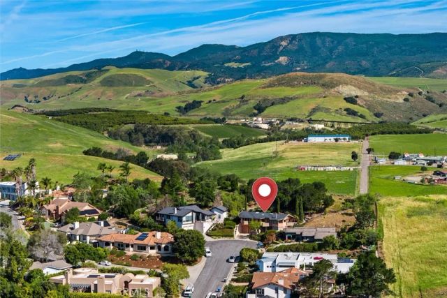 957 Skyline Drive, San Luis Obispo, CA 93405