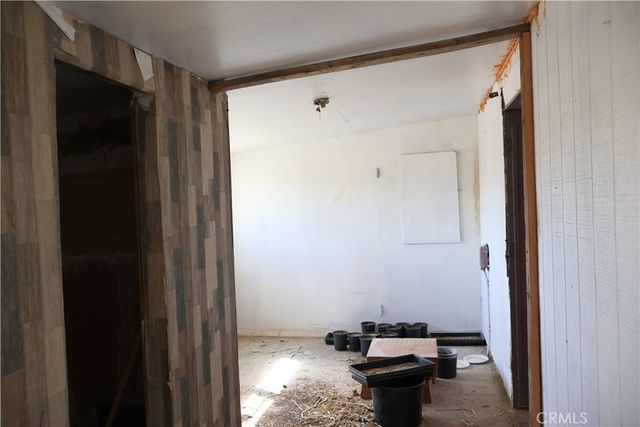 19567 Old El Mirage Road, Adelanto, CA 92301