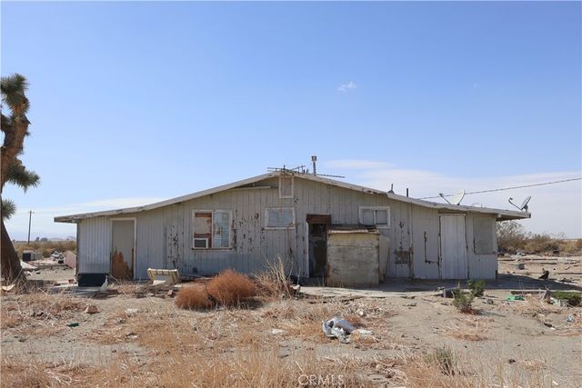 19567 Old El Mirage Road, Adelanto, CA 92301