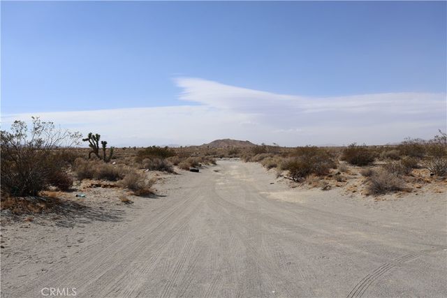 19567 Old El Mirage Road, Adelanto, CA 92301