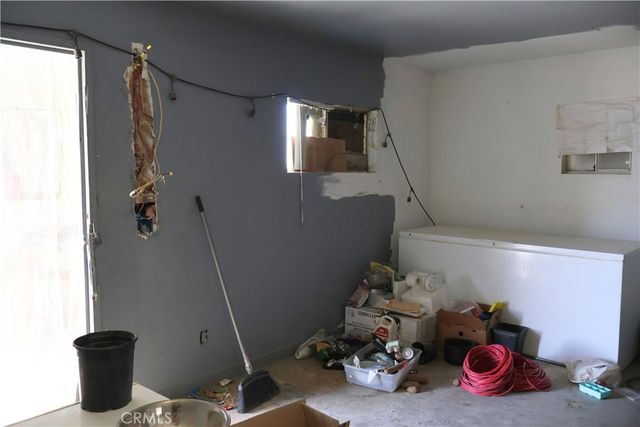 19567 Old El Mirage Road, Adelanto, CA 92301