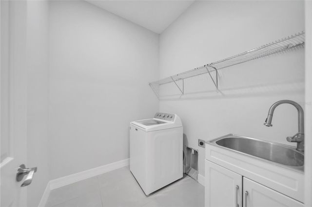 3509 38TH ST SW, Lehigh Acres, FL 33976