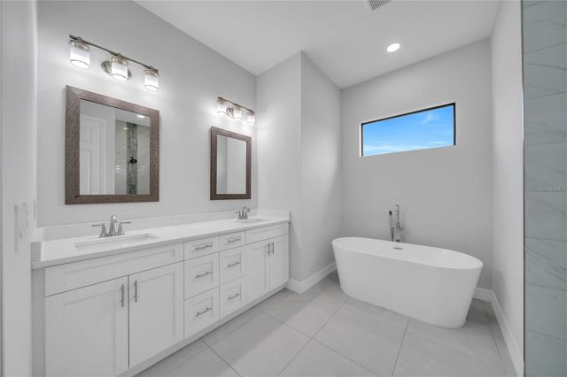 3509 38TH ST SW, Lehigh Acres, FL 33976
