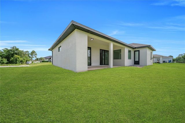 3509 38TH ST SW, Lehigh Acres, FL 33976