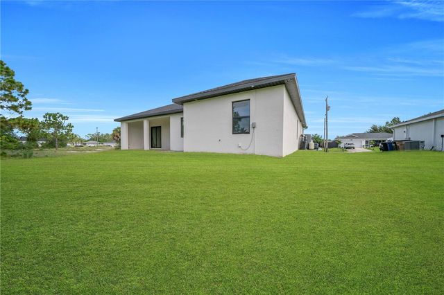 3509 38TH ST SW, Lehigh Acres, FL 33976
