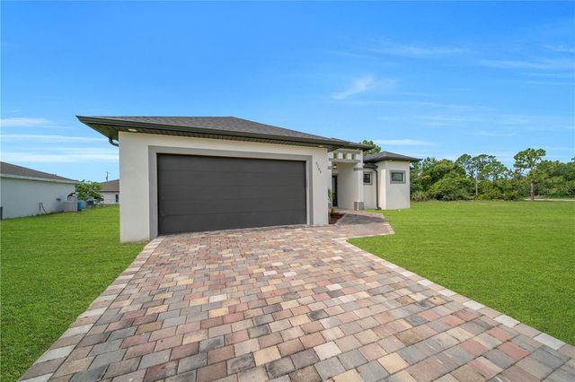 3509 38TH ST SW, Lehigh Acres, FL 33976